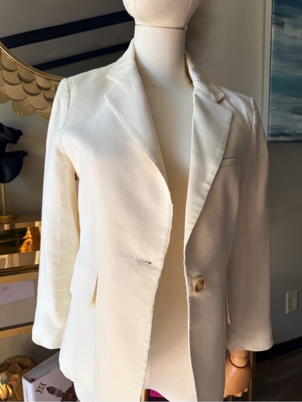 Veronica Beard Cream Single-Button Tailored Blazer & Matching Trousers